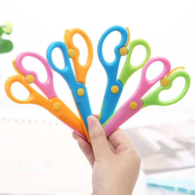 10/20 Buah Gunting Plastik Ama - Art Craft Preschool ulasan dan harga